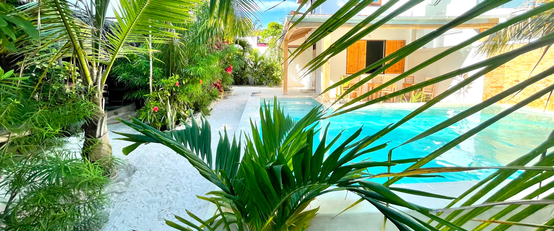 Nakupenda swimmingpool